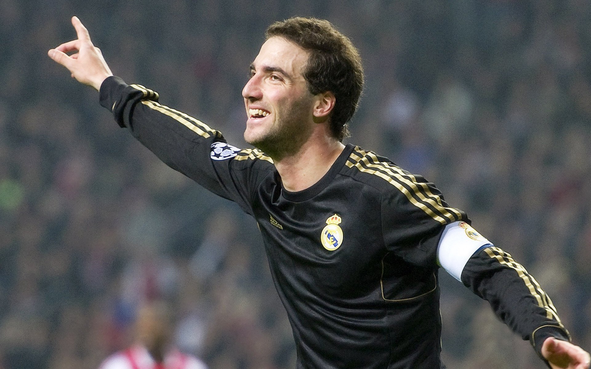 东契奇手感滚烫，带领丹佛掘金惊险洛杉矶快船，赛后一句话霸气侧漏